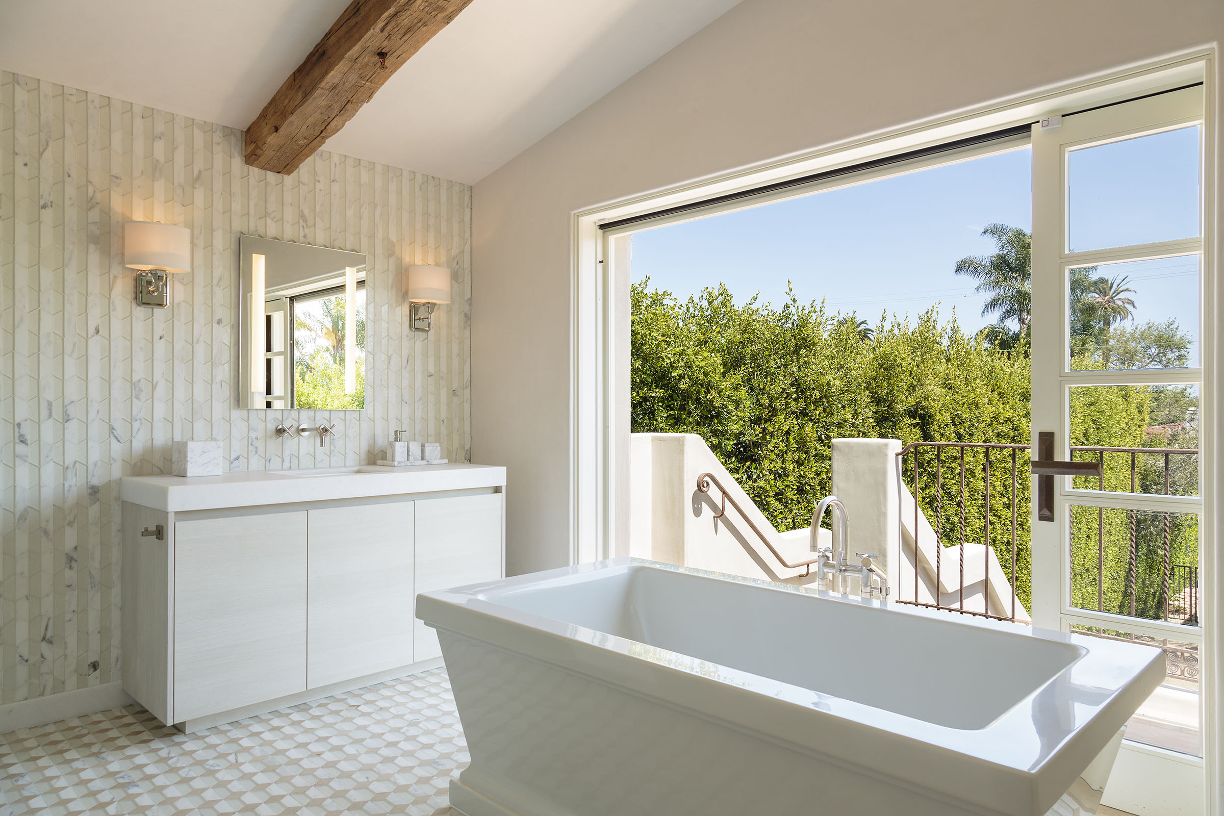 van vliet master bath