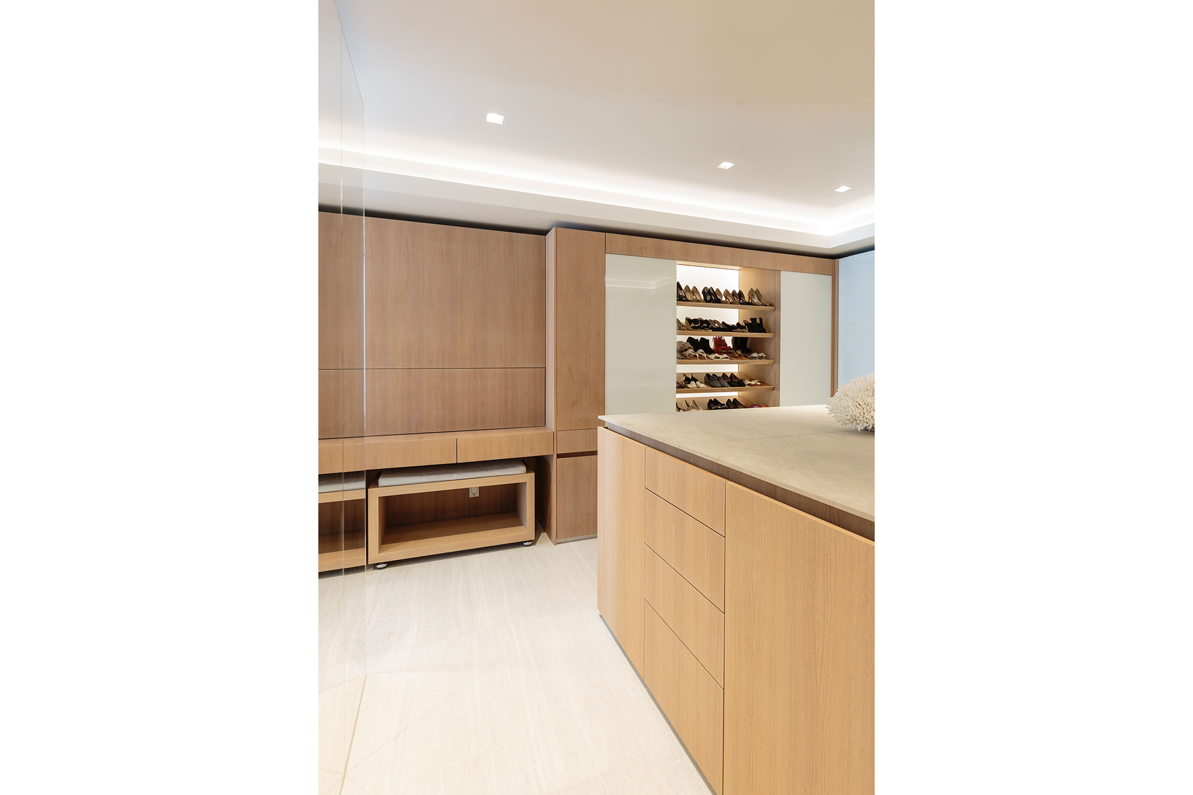 van vliet master bath