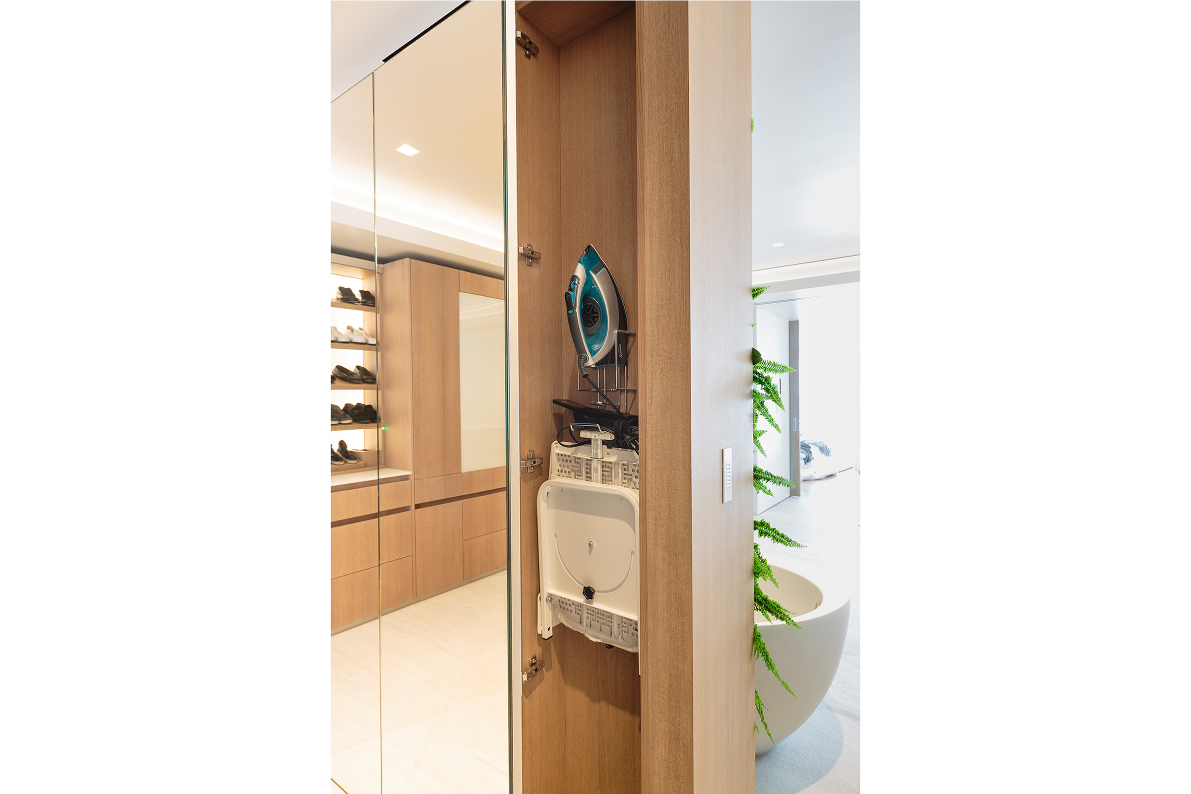 van vliet master bath