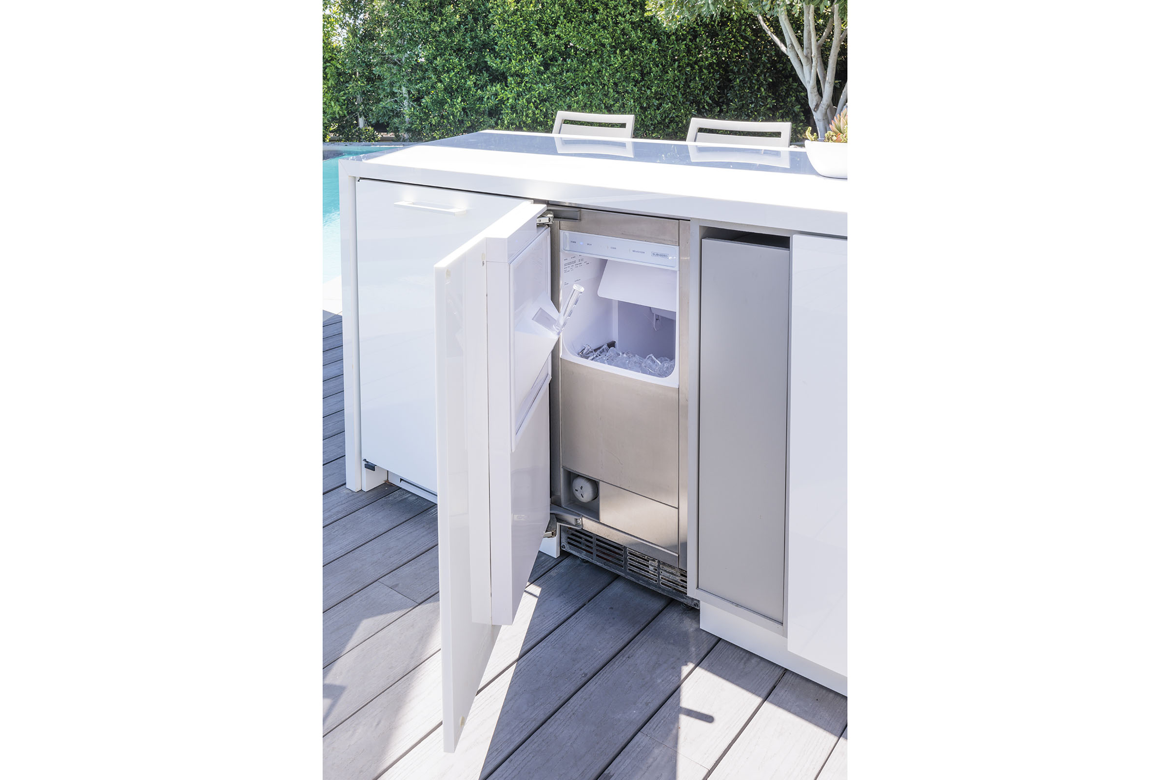 42 Malibu_Beach_III_bbq